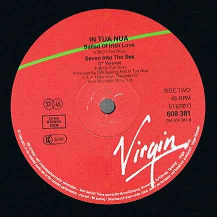 In Tua Nua - Seven Into The Sea (12") (Near Mint (NM or M-))